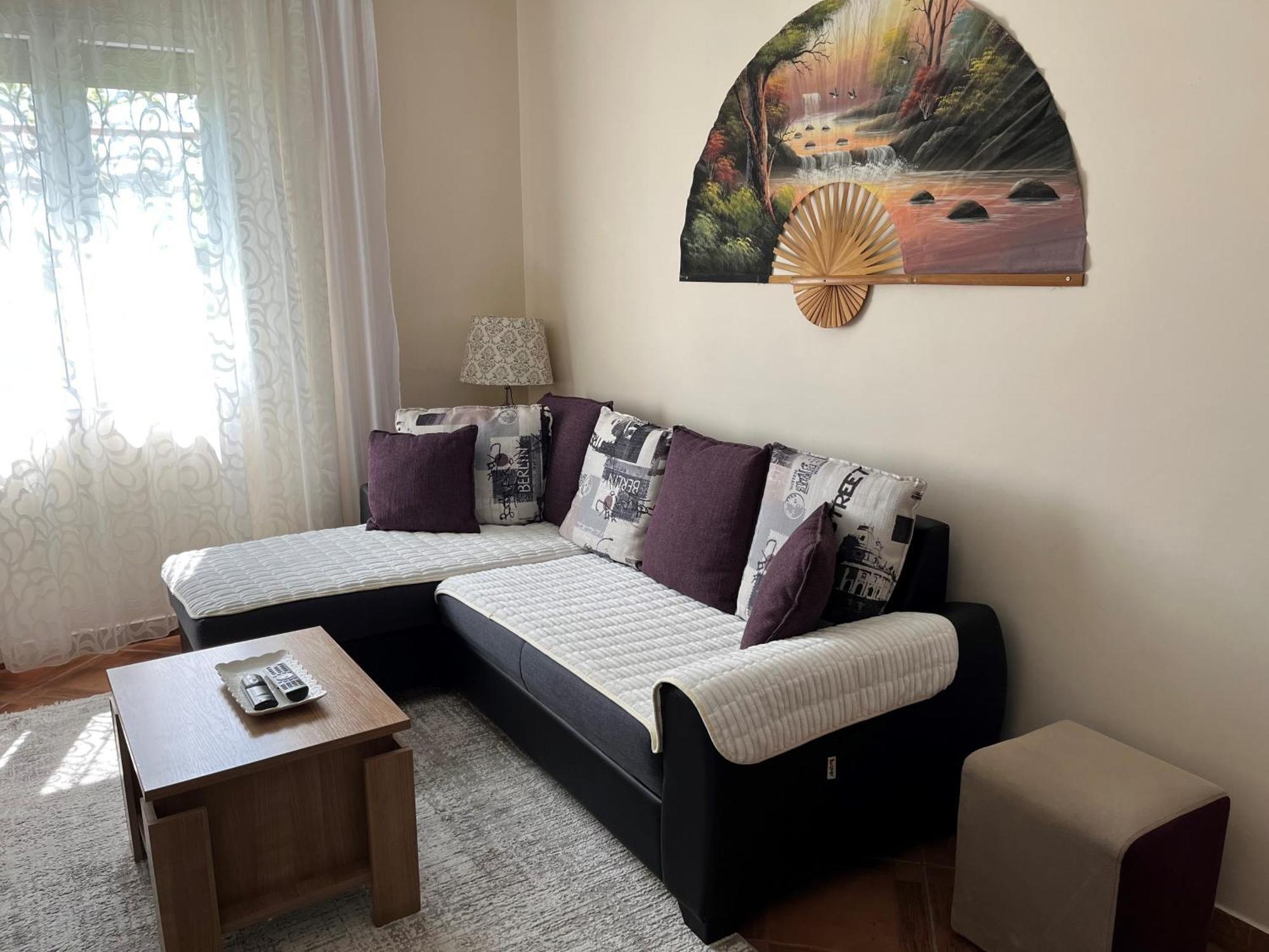 Apartment Helena Airport Подгорица Экстерьер фото